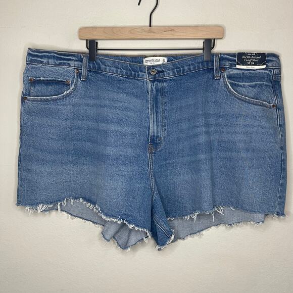 Abercrombie The 90s Relaxed Cutoff Short High Rise Curve Love NEW - Size 37/24 - Picture 1 of 5